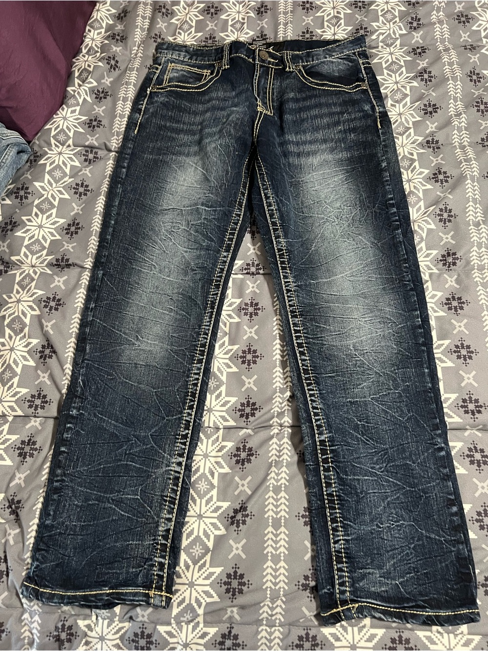 Men's Straight Leg Jeans in Washed Dark Blue